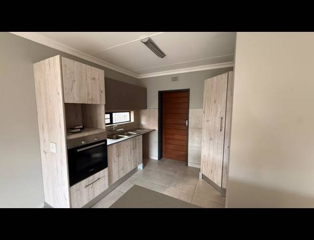 3 BEDROOM PROPERTY TO RENT IN ROODEPLAAT